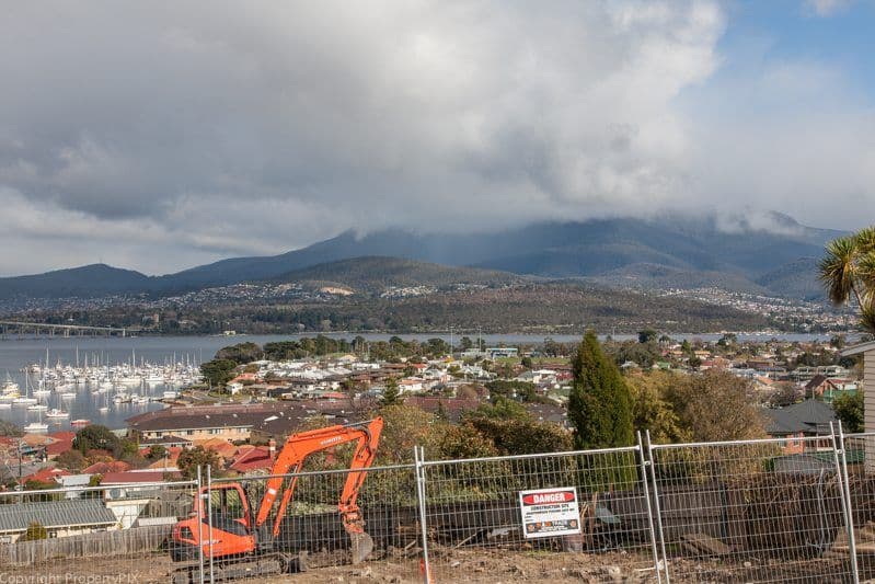 52 Malunna Road, LINDISFARNE TAS 7015, Lindisfarne - Thumbnail 7