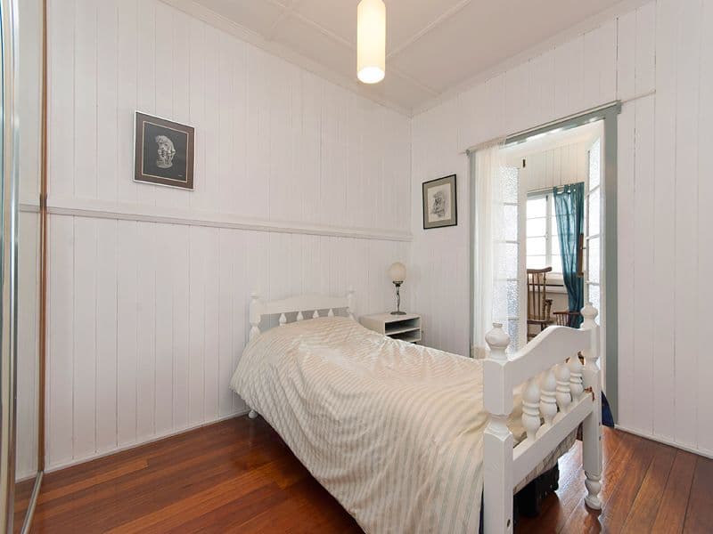 8 Hilda Street, CORINDA QLD 4075, Corinda - Thumbnail 7