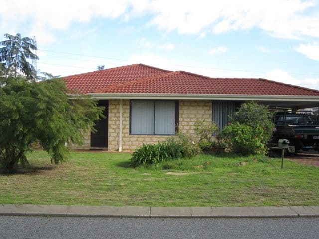 21 Brookside Gardens, CAVERSHAM WA 6055, Caversham - Image 1