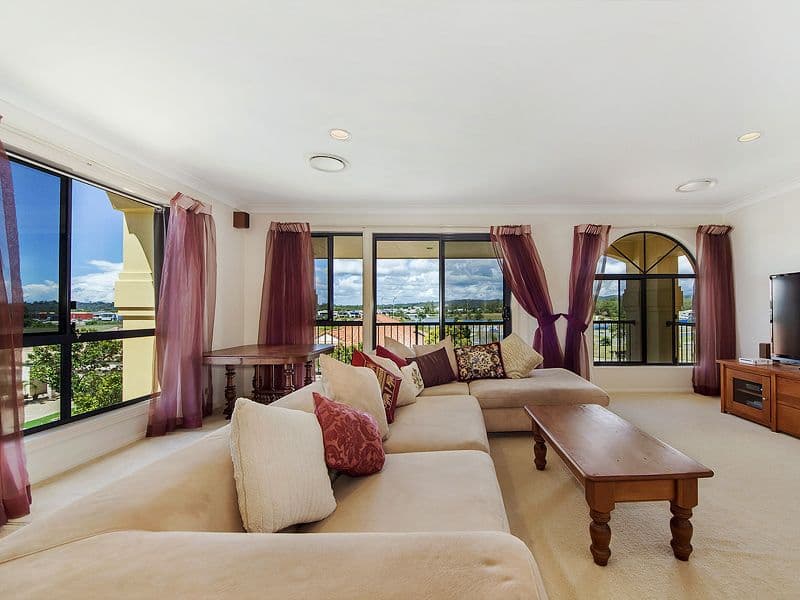 9 Mckinley Court, VARSITY LAKES QLD 4227, Varsity Lakes - Thumbnail 6