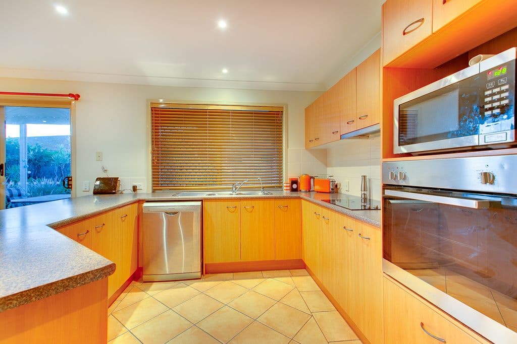 8 Holborn Court, ALEXANDRA HILLS QLD 4161, Alexandra Hills - Thumbnail 3
