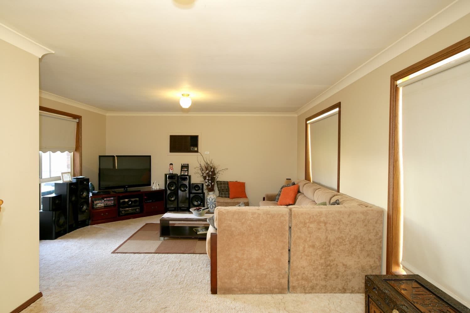 100 Dalman Parkway, GLENFIELD PARK NSW 2650, Glenfield Park - Thumbnail 2