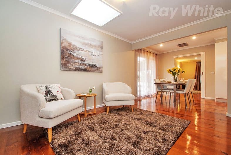 45 LEE-ANN Crescent, Croydon VIC 3136, Croydon - Thumbnail 2