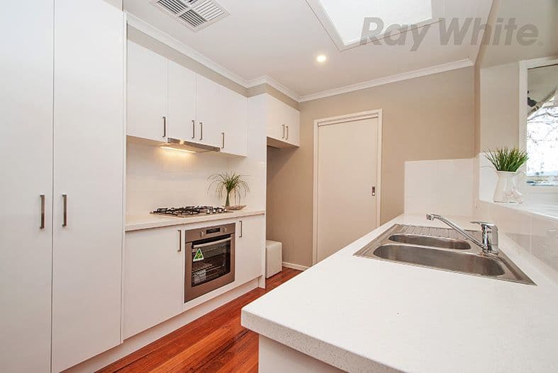 45 LEE-ANN Crescent, Croydon VIC 3136, Croydon - Thumbnail 4
