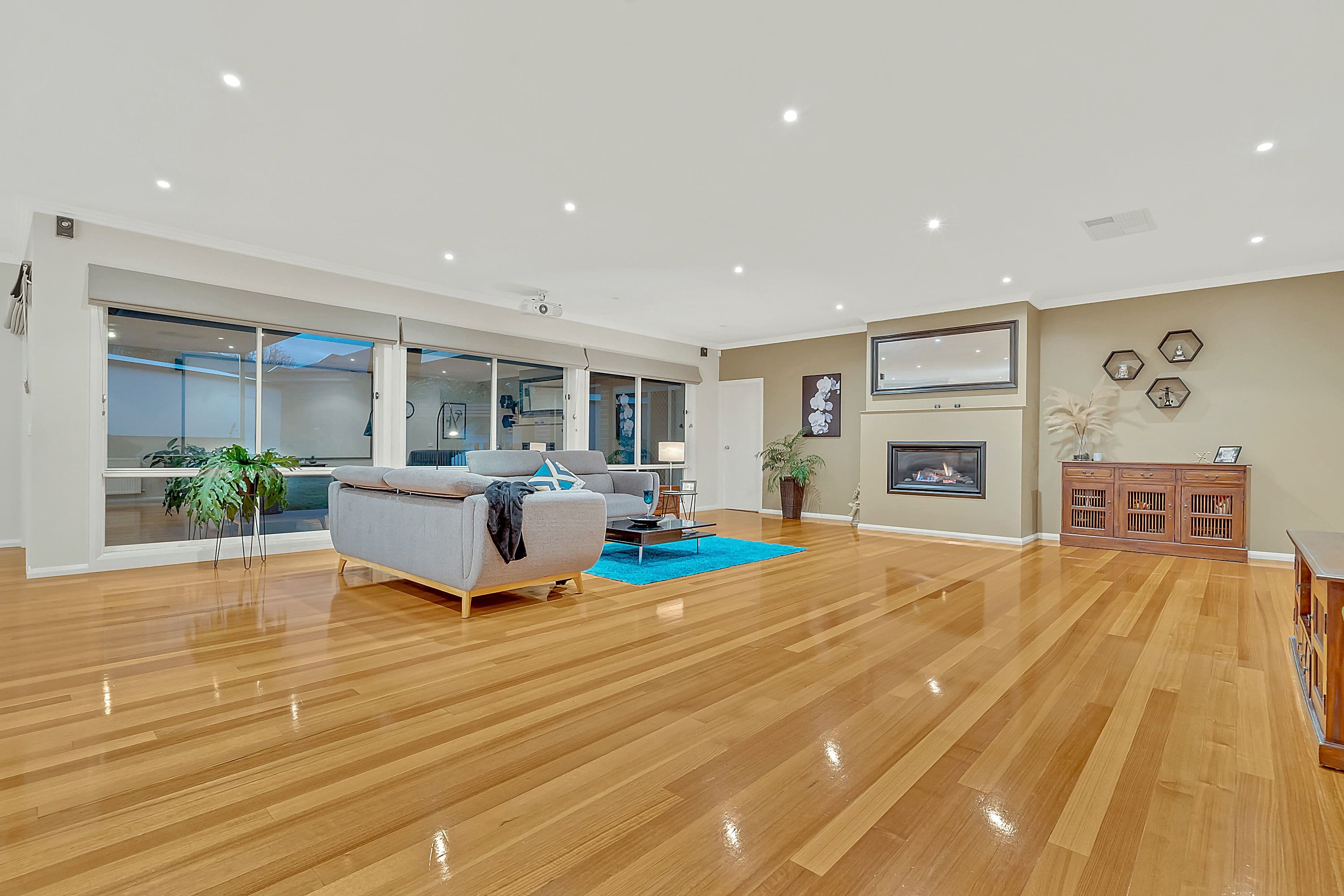 19 Canisby Way, Craigieburn VIC 3064, Craigieburn - Image 1