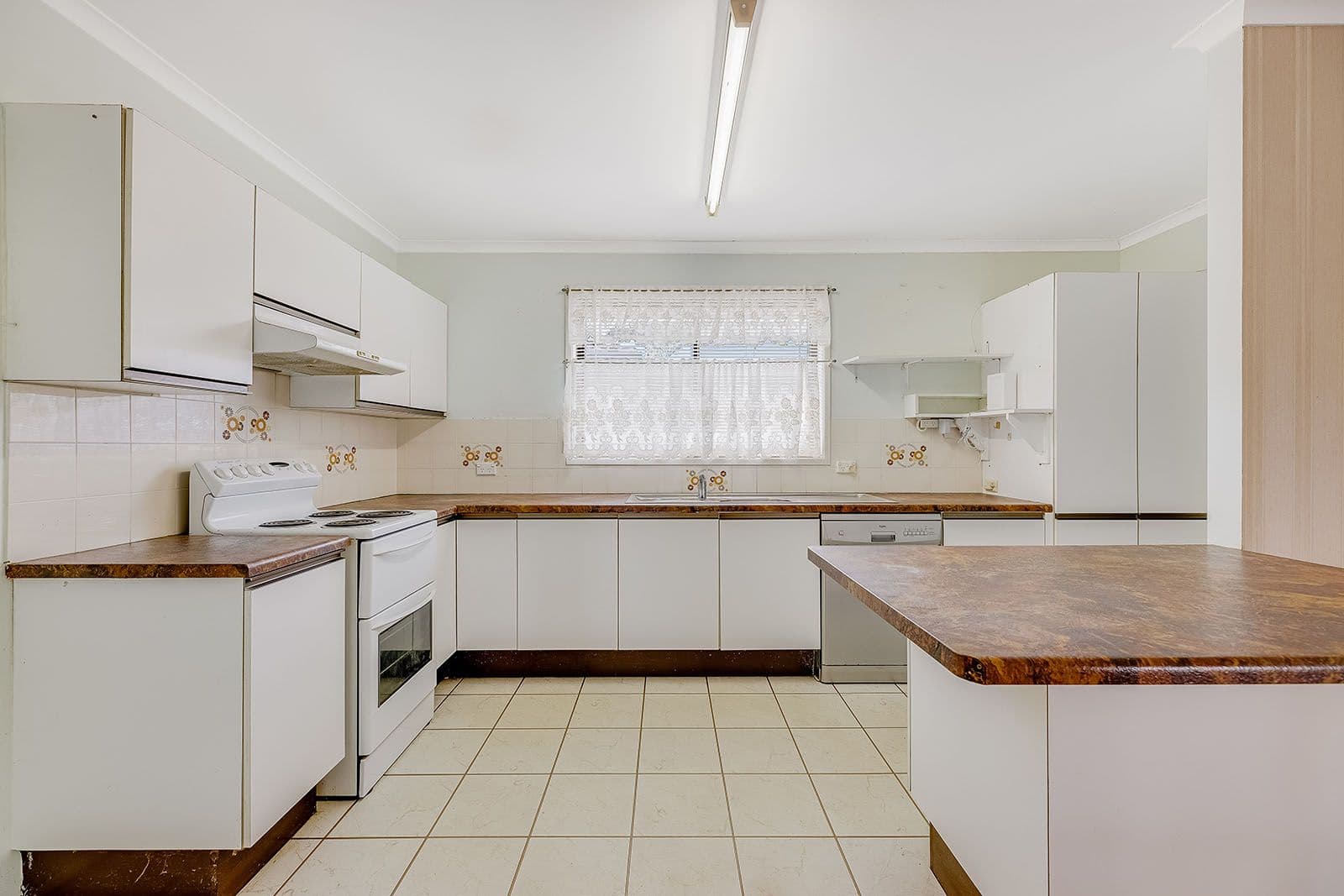 18 Baringa Street, Warana QLD 4575, Warana - Thumbnail 6