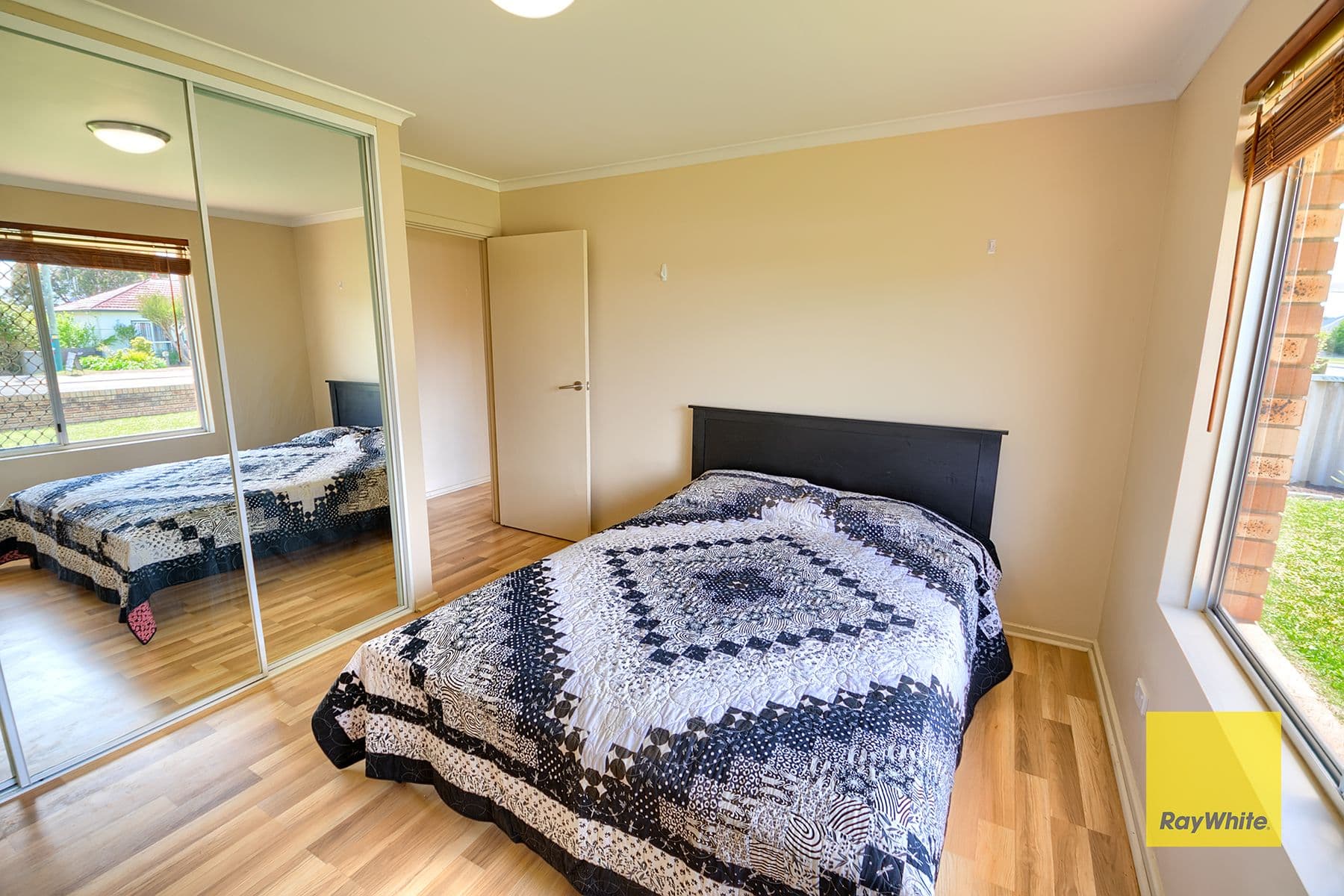 13 Katoomba Street, Orana WA 6330, Orana - Thumbnail 7