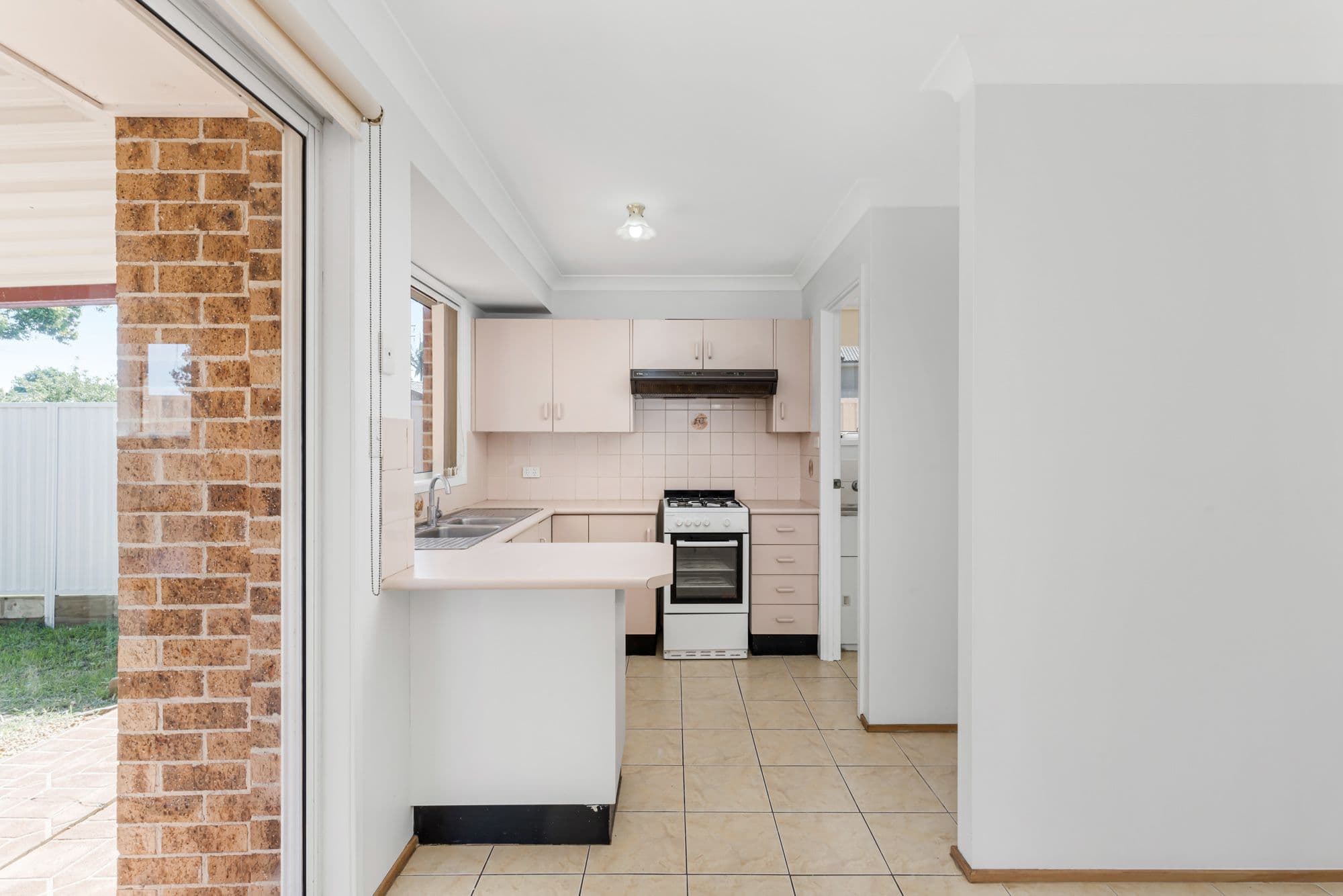 16 Tulipwood Drive, Colyton NSW 2760, Colyton - Thumbnail 2