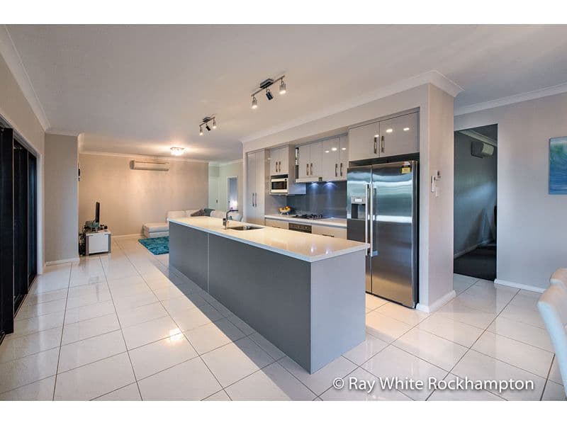 30 Inverary Way, Rockyview QLD 4701, Rockyview - Thumbnail 2