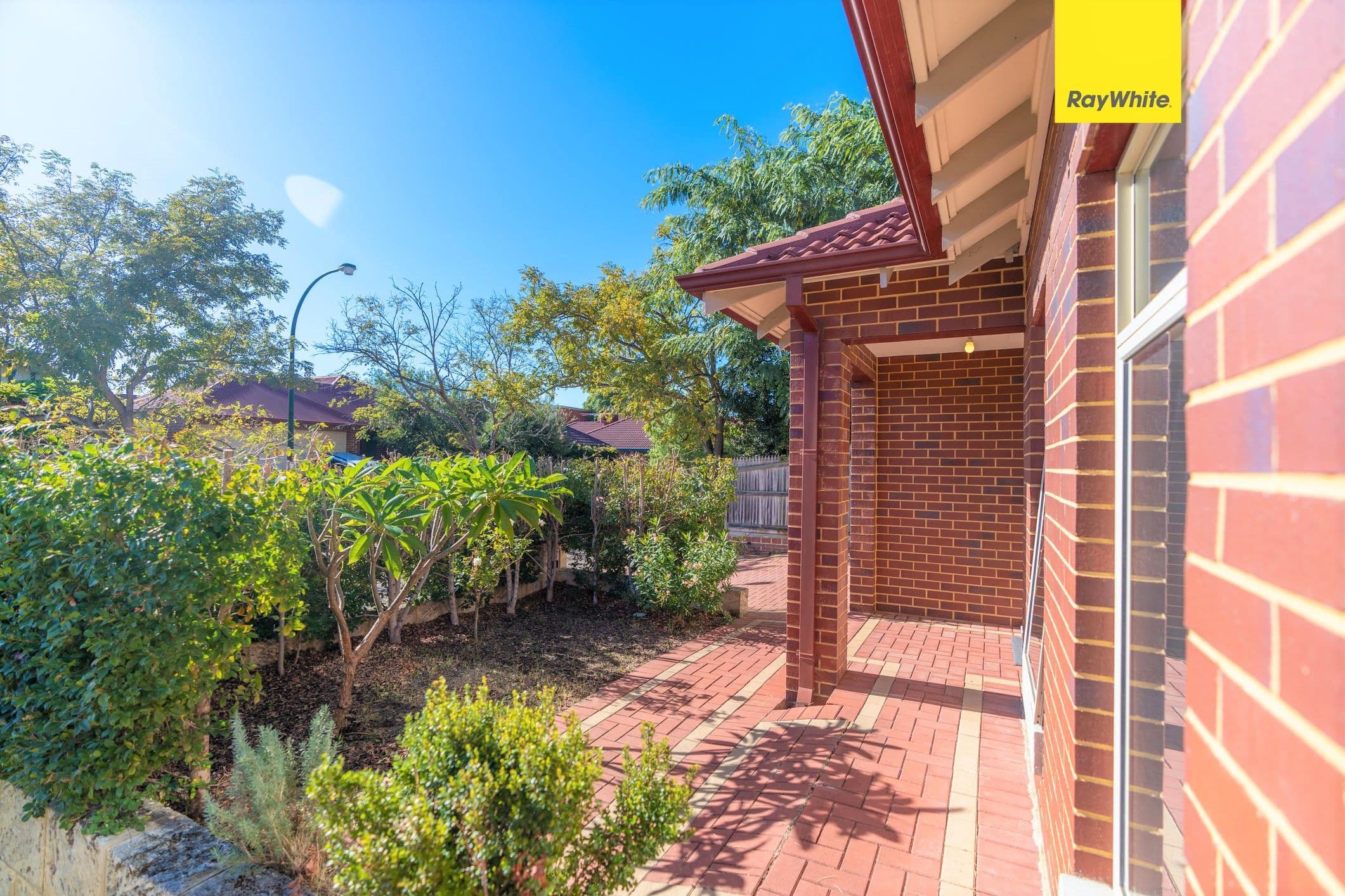 2 Wedderburn Place, Ascot WA 6104, Ascot - Thumbnail 2