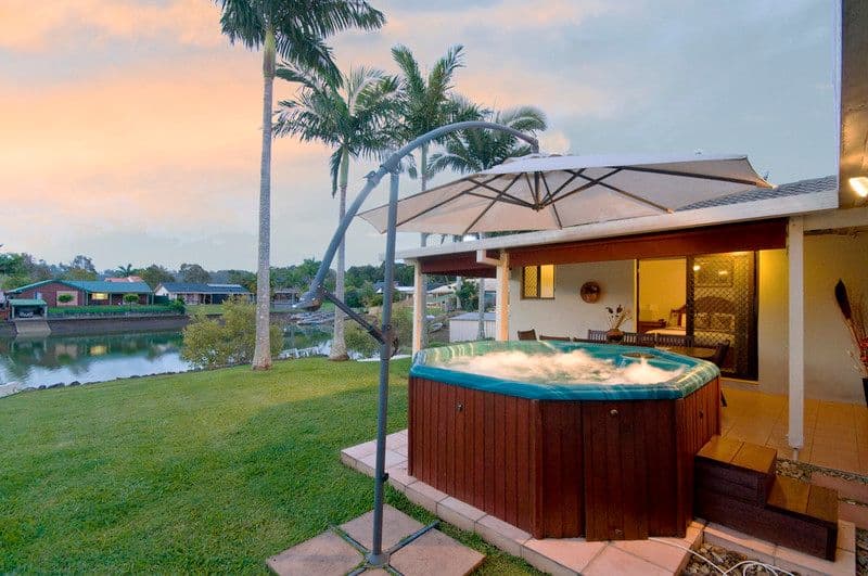127 Currumbin Creek Road, CURRUMBIN WATERS QLD 4223, Currumbin Waters - Thumbnail 3