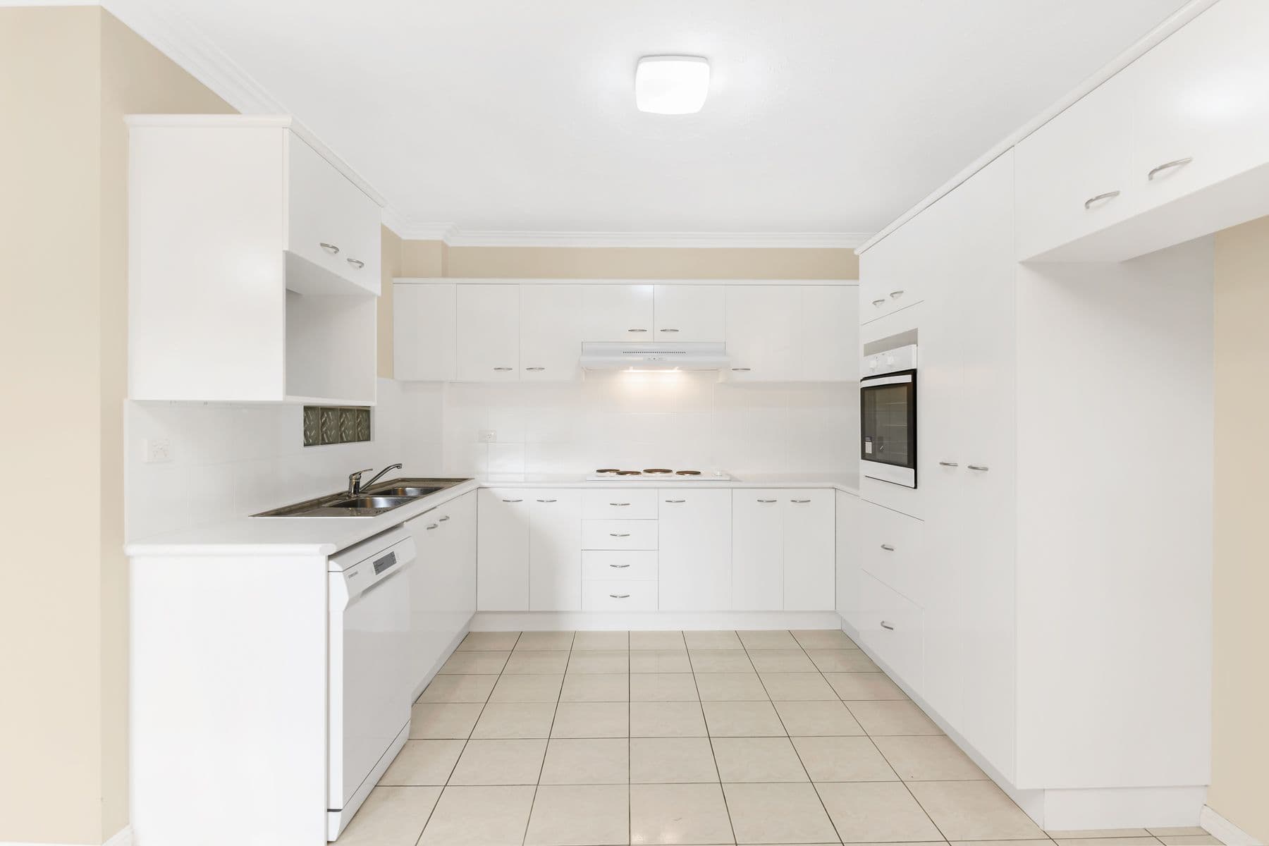  15 Norman Drive, Chermside QLD 4032, Chermside - Thumbnail 4