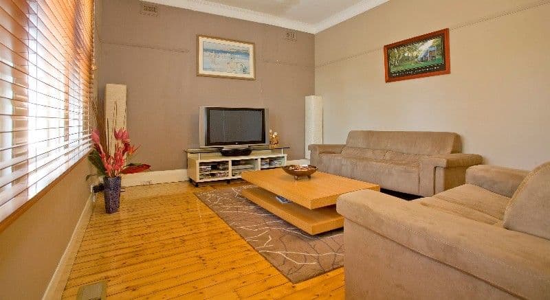 14 Stinton Avenue, NEWTOWN VIC 3220, Newtown - Thumbnail 2