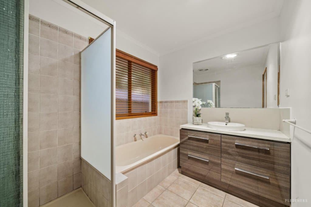 12 Latrobe Court, Croydon Hills - Thumbnail 6