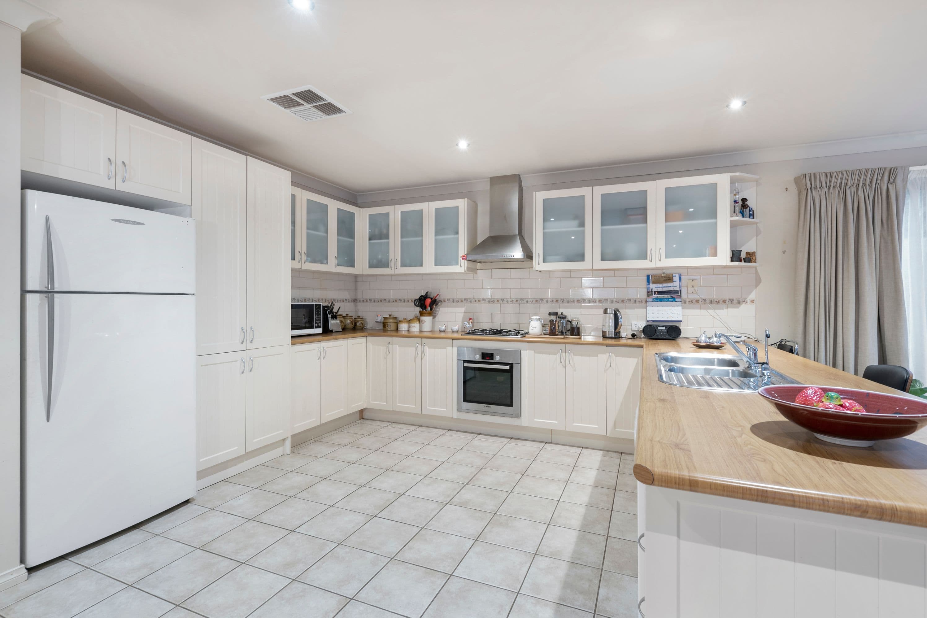43 Oakbank Boulevard, Whittlesea VIC 3757, Whittlesea - Thumbnail 2