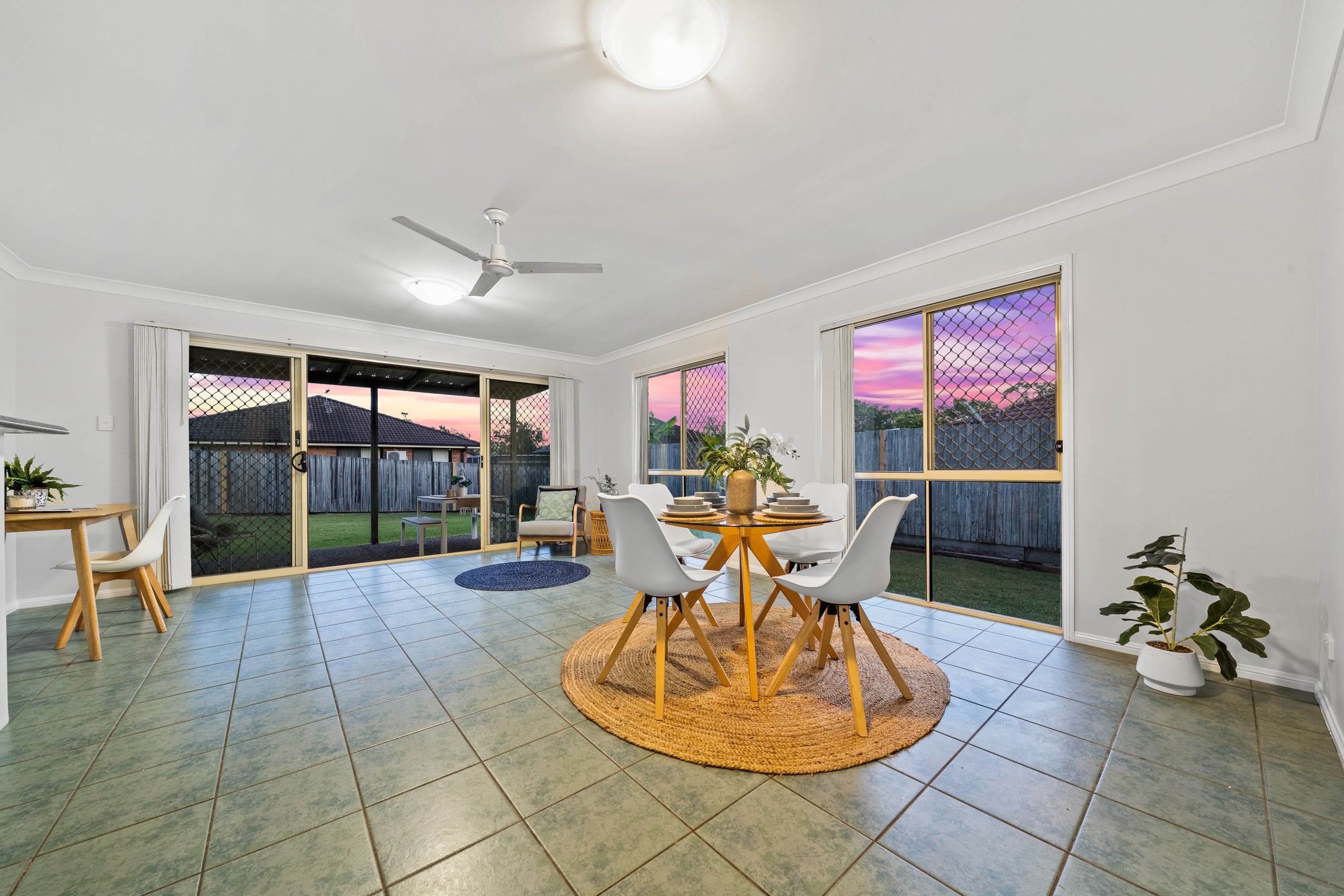 12 Crenton Court, Heritage Park QLD 4118, Heritage Park - Thumbnail 4
