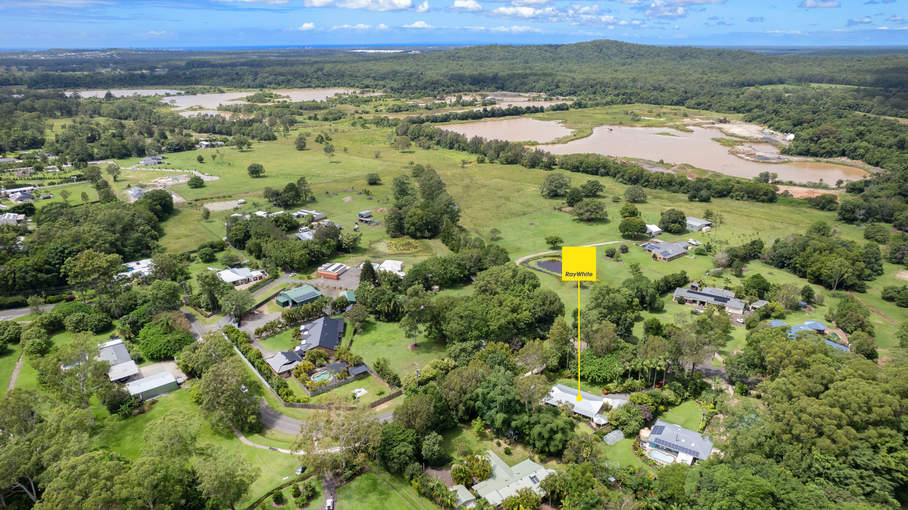 318 Glenview Road, Glenview QLD 4553, Glenview - Image 1