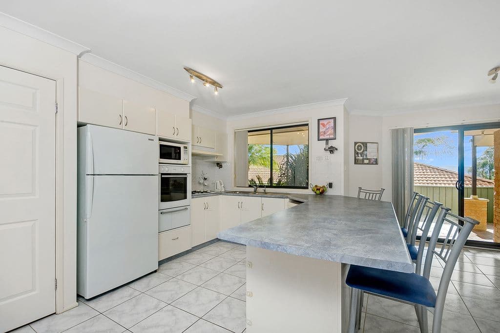 35 Shannon Drive, ALBION PARK NSW 2527, Albion Park - Thumbnail 4