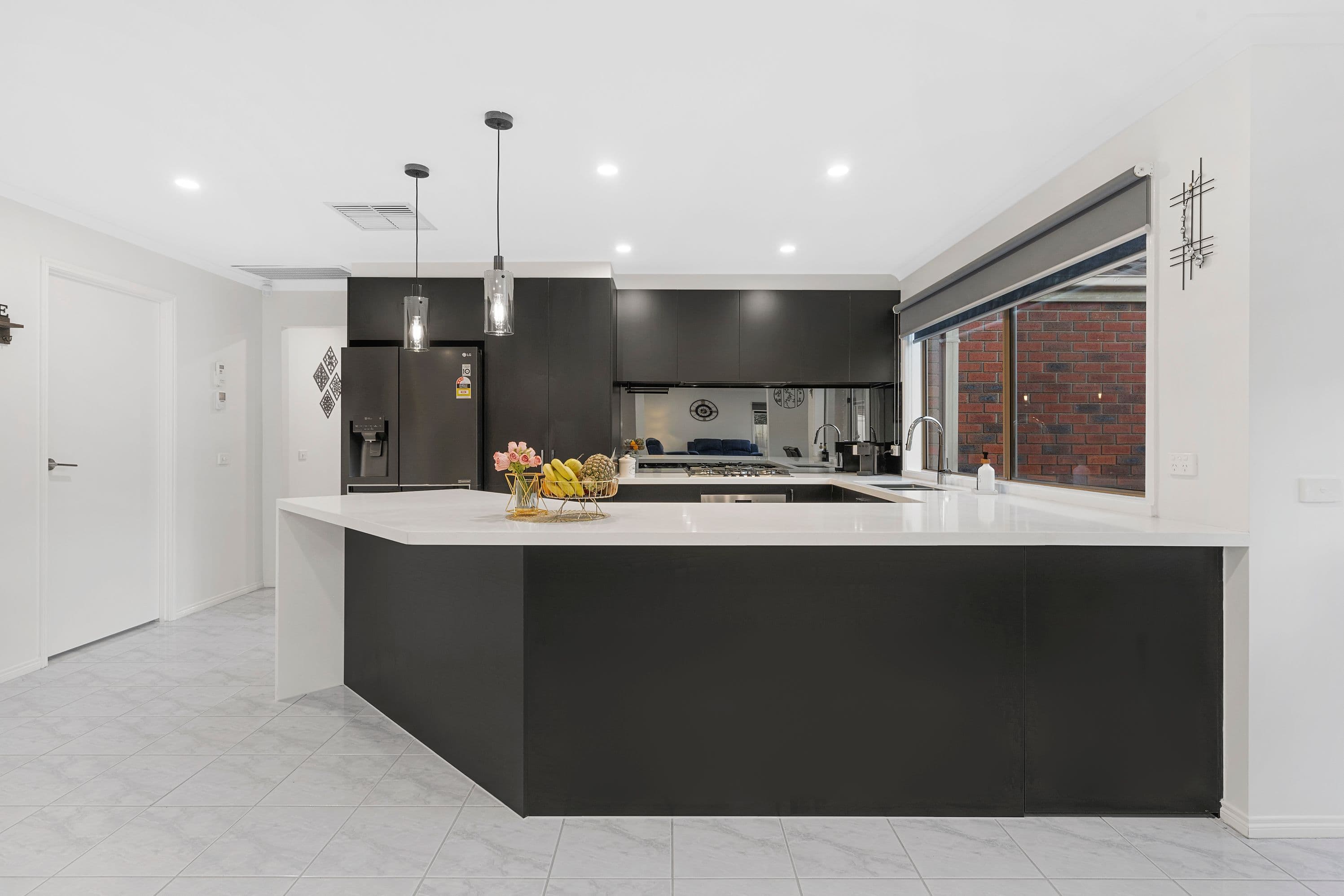 25 Rolain Avenue, South Morang VIC 3752, South Morang - Thumbnail 3