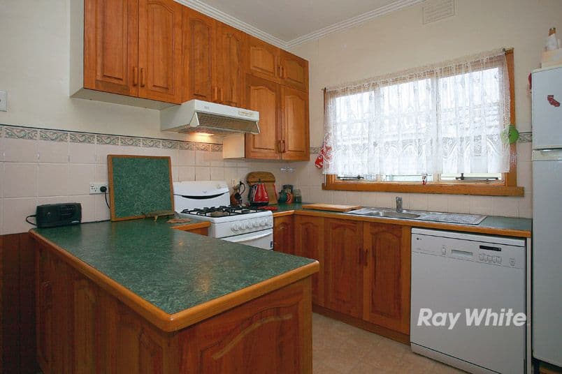 13 Dunblane Road, NOBLE PARK VIC 3174, Noble Park - Thumbnail 2