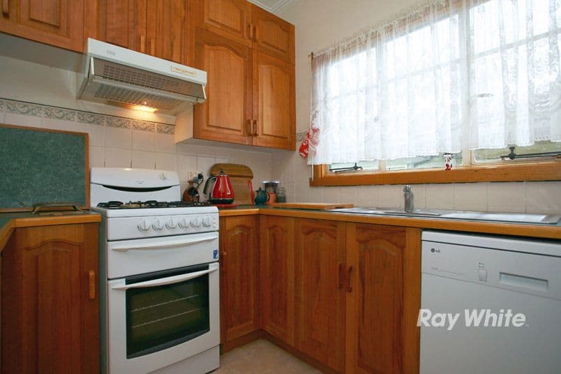 13 Dunblane Road, NOBLE PARK VIC 3174, Noble Park - Thumbnail 3