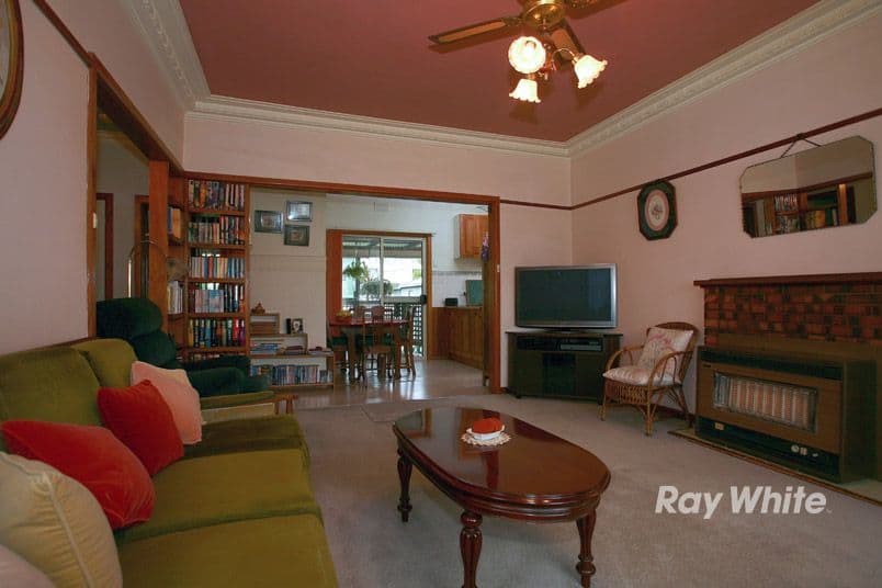 13 Dunblane Road, NOBLE PARK VIC 3174, Noble Park - Thumbnail 5
