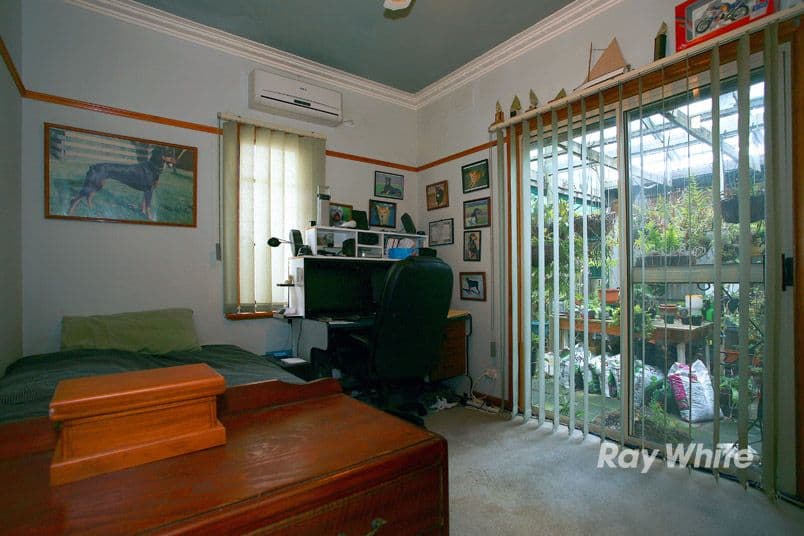 13 Dunblane Road, NOBLE PARK VIC 3174, Noble Park - Thumbnail 8