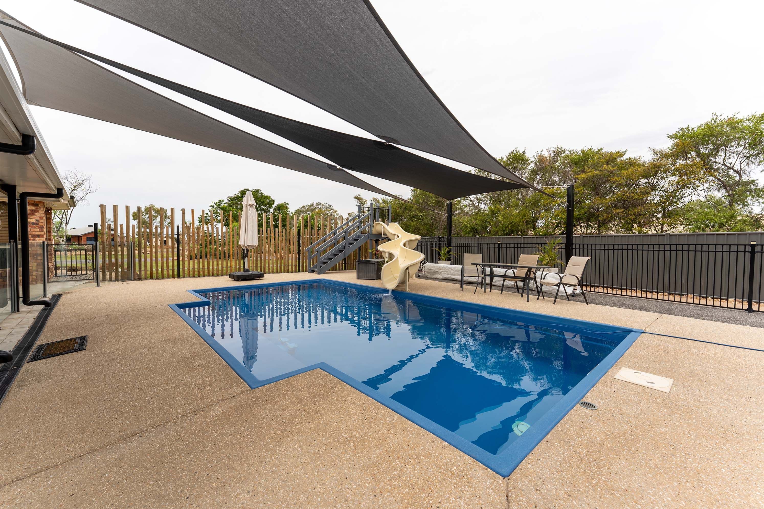 29 Edgewood Drive, Emerald QLD 4720, Emerald - Thumbnail 3