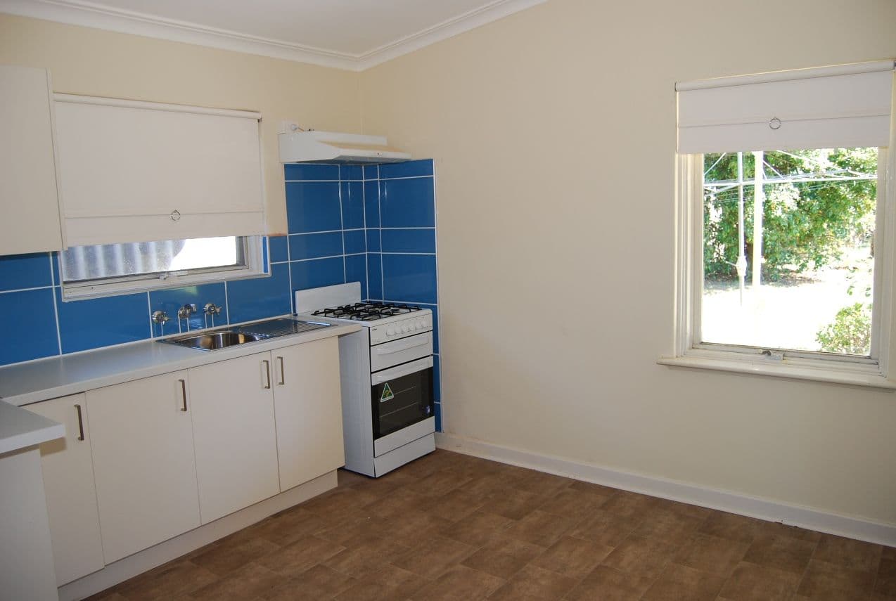 45 Orlestone Street, GOSNELLS WA 6110, Gosnells - Thumbnail 2