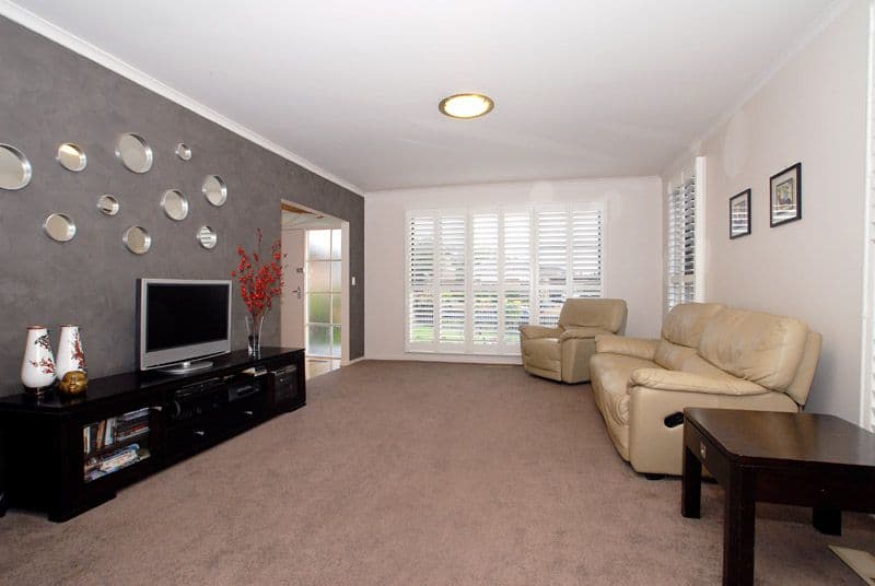 42 Rathmullen Quadrant, DONCASTER VIC 3108, Doncaster - Thumbnail 2