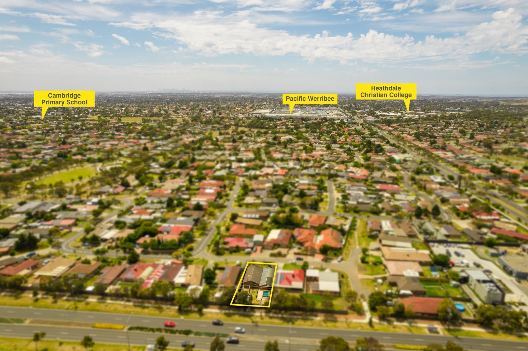 11 Rosemary Close, Hoppers Crossing VIC 3029, Hoppers Crossing - Thumbnail 2
