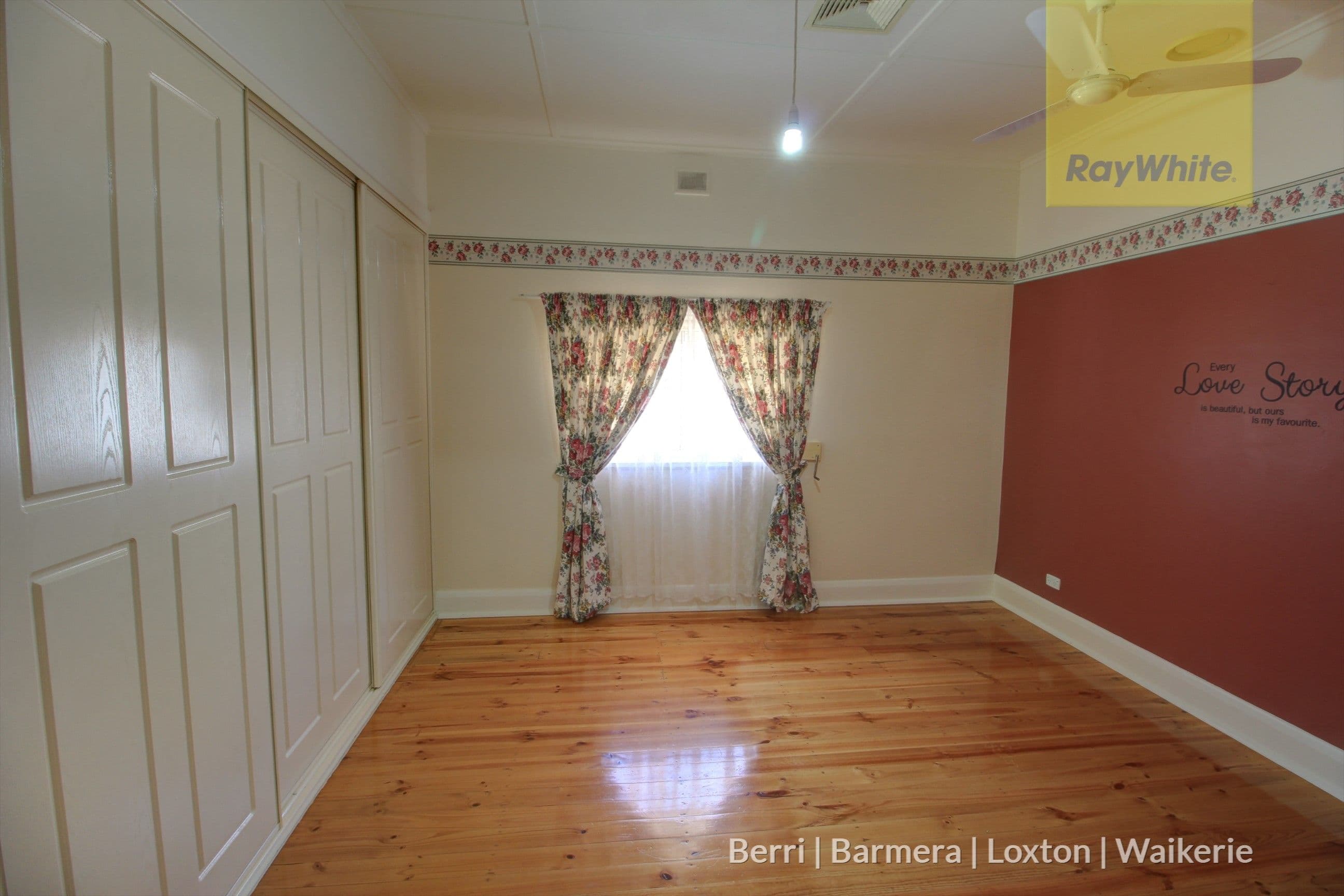 19 Sturt Street, Barmera SA 5345, Barmera - Thumbnail 6