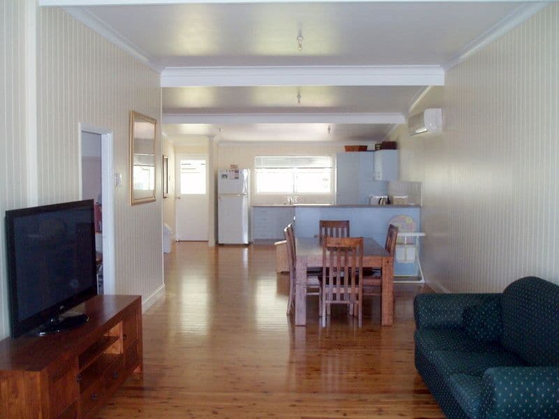 95 Watson Street, CHARLEVILLE QLD 4470, Charleville - Thumbnail 4