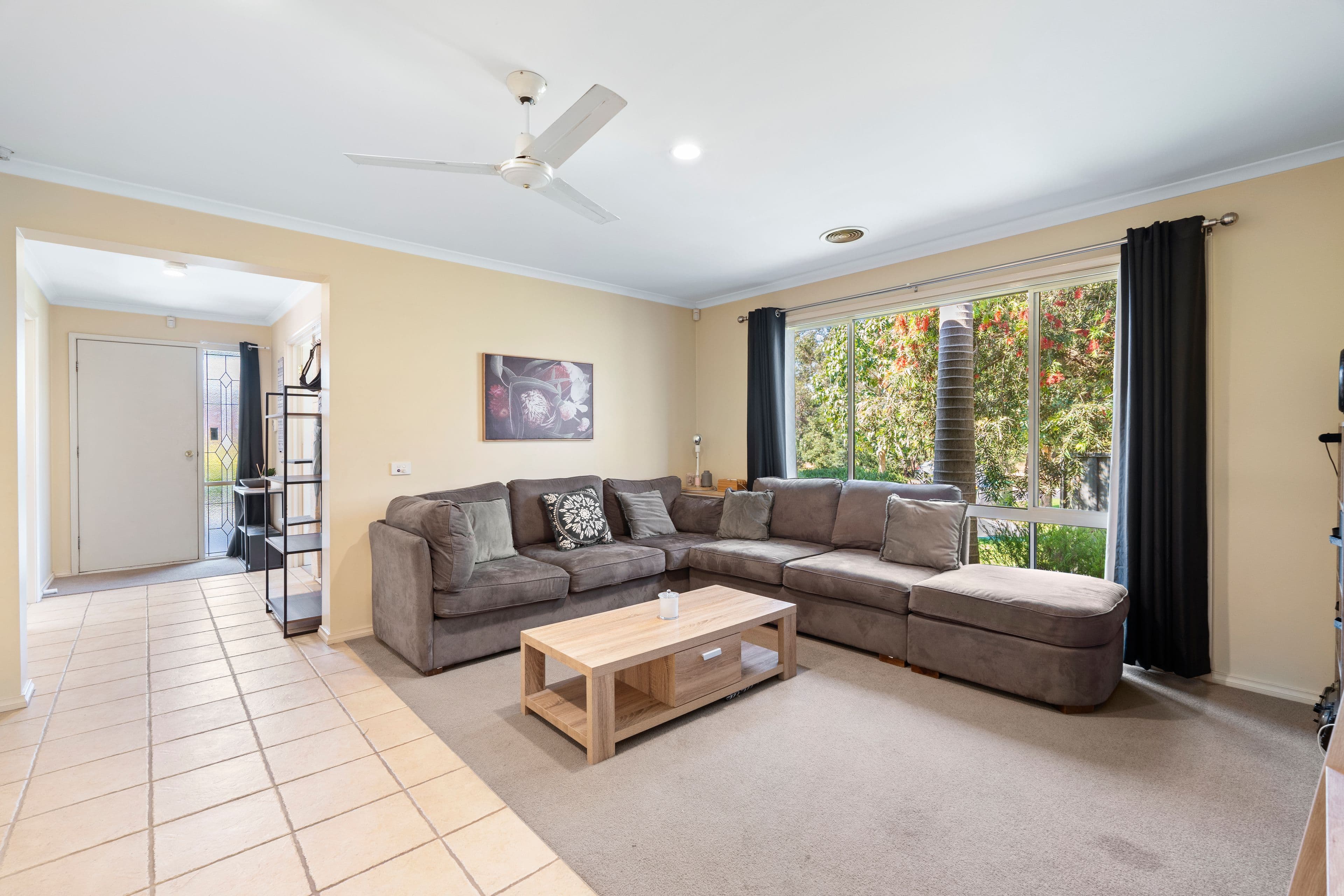 36 Delfin Court, Rowville VIC 3178, Rowville - Thumbnail 2