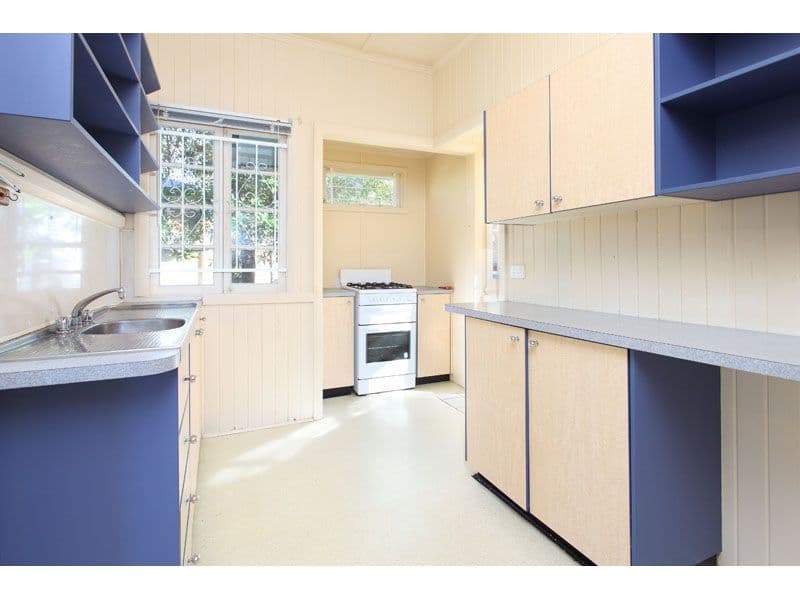 54 Dorrigo Street, STAFFORD HEIGHTS QLD 4053, Stafford Heights - Thumbnail 2