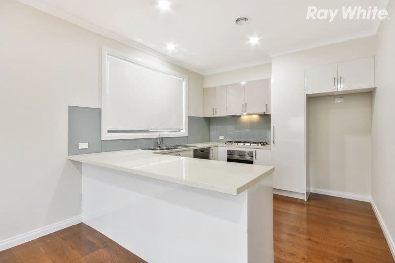 8 Wendover Avenue, Bayswater North VIC 3153, Bayswater North - Thumbnail 3