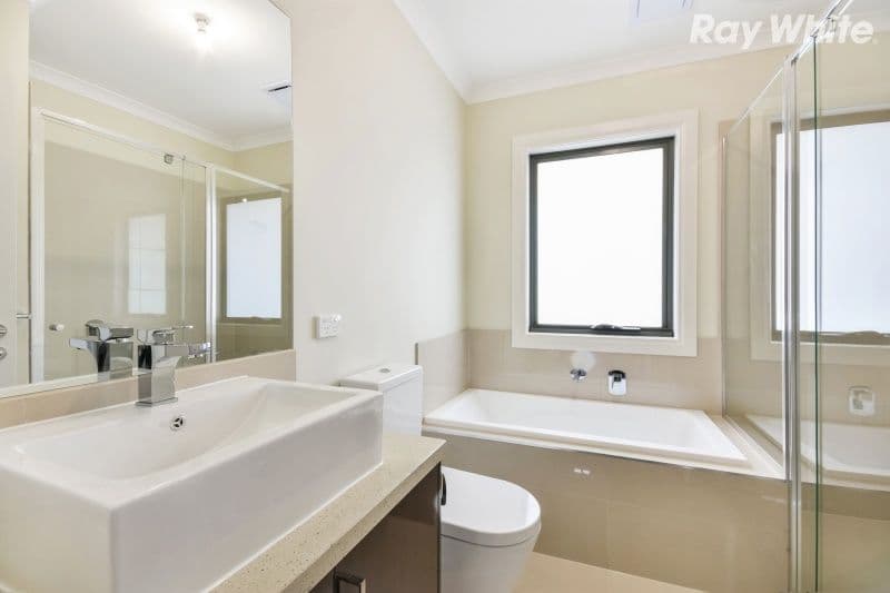 8 Wendover Avenue, Bayswater North VIC 3153, Bayswater North - Thumbnail 5