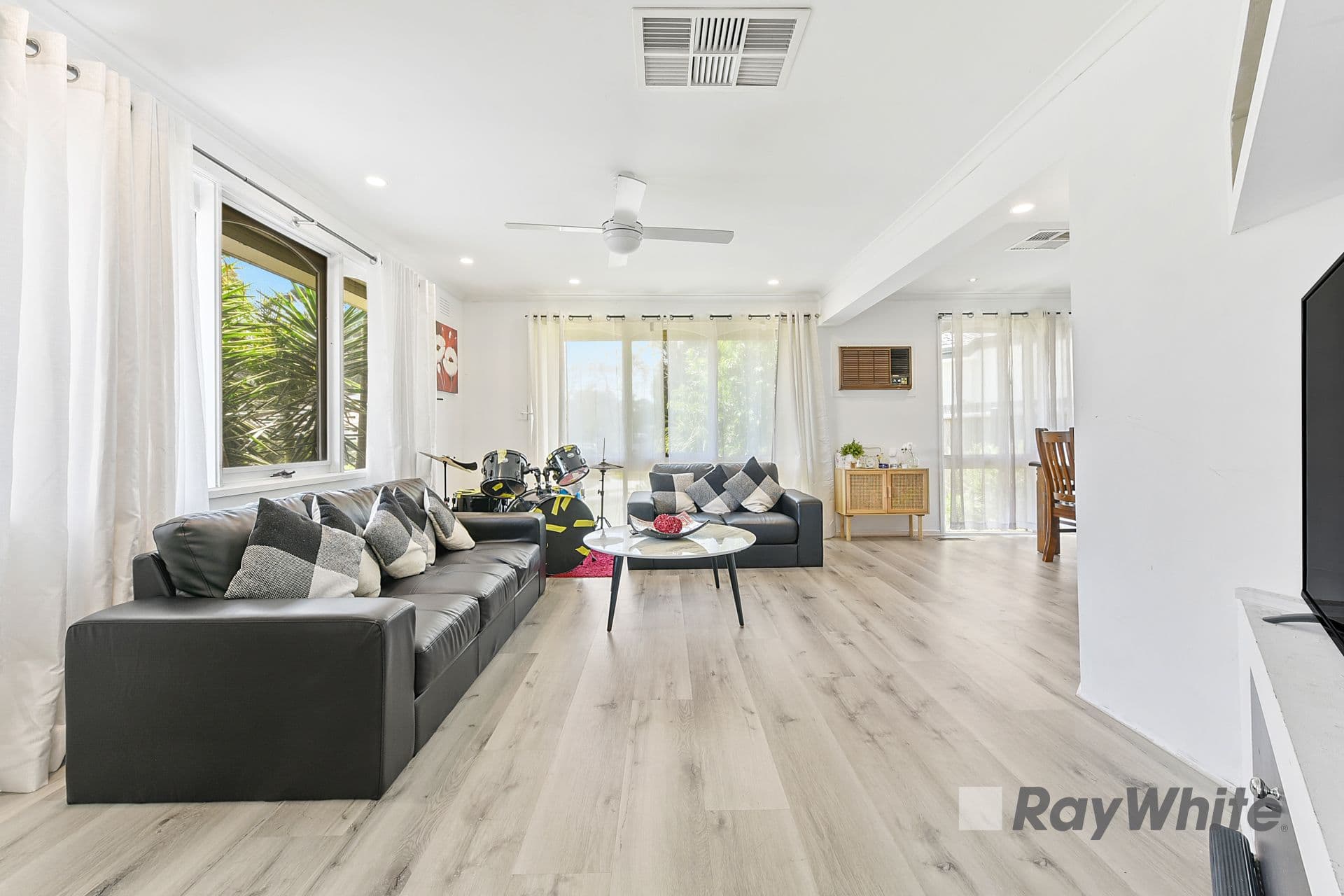 3B Gracillis Court, Endeavour Hills VIC 3802, Endeavour Hills - Thumbnail 3