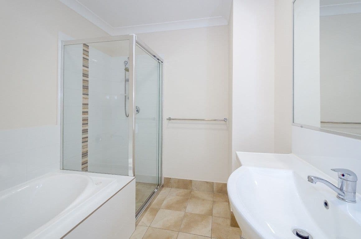 16 Clover Crescent, Boyne Island QLD 4680, Boyne Island - Thumbnail 6