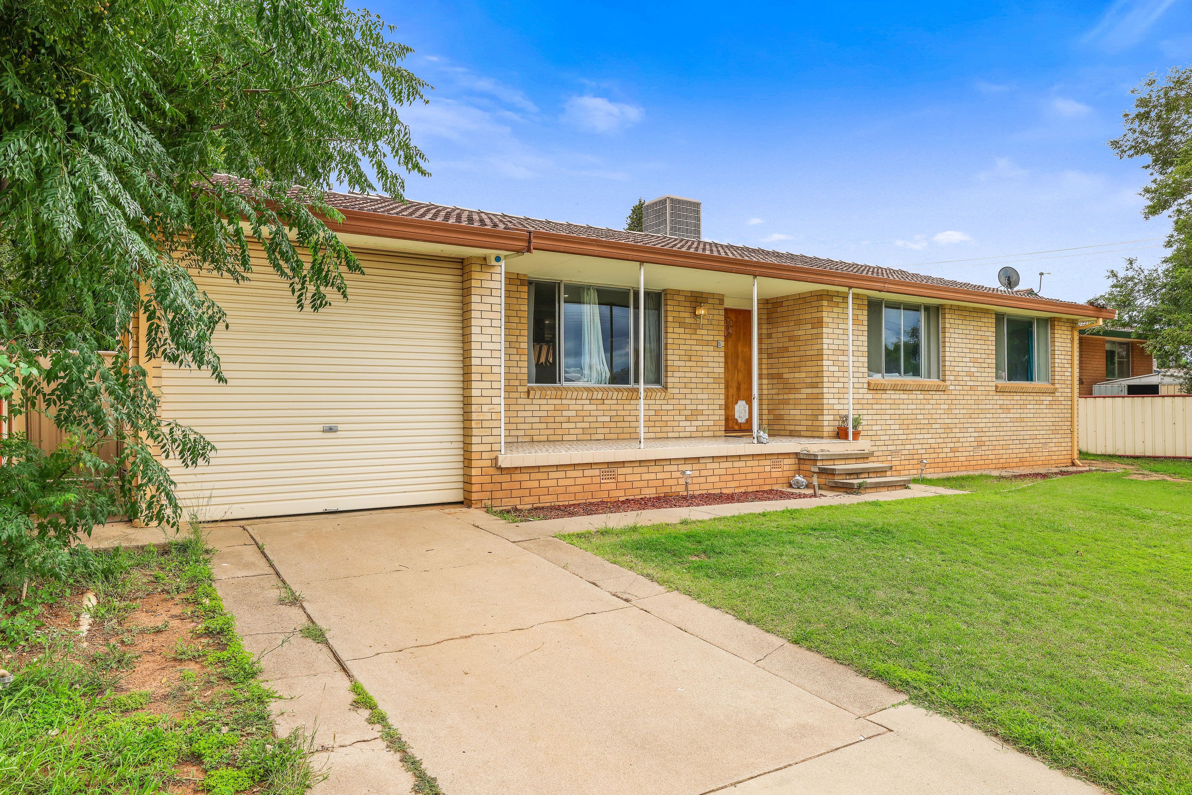 4 Doonba Street, Tamworth NSW 2340, Tamworth - Thumbnail 2