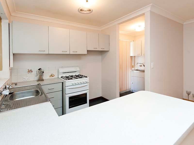 62 Balfour Street, HUNTINGDALE WA 6110, Huntingdale - Thumbnail 5