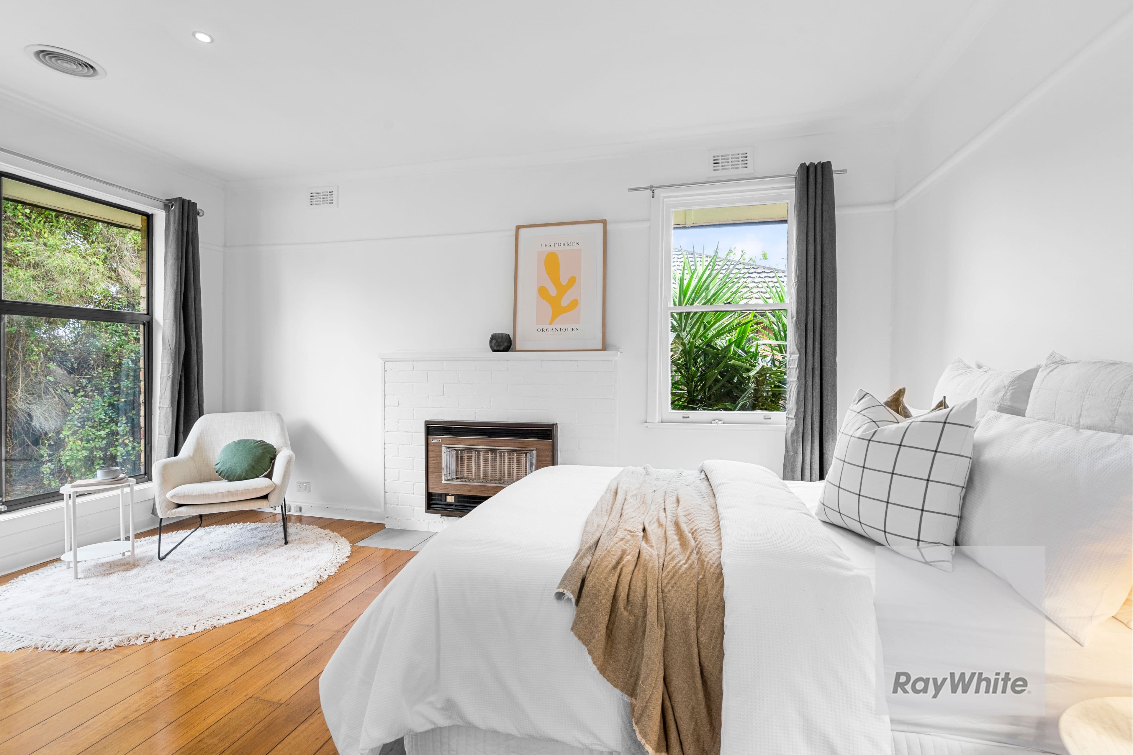 22 Winter Crescent, Reservoir VIC 3073, Reservoir - Thumbnail 3