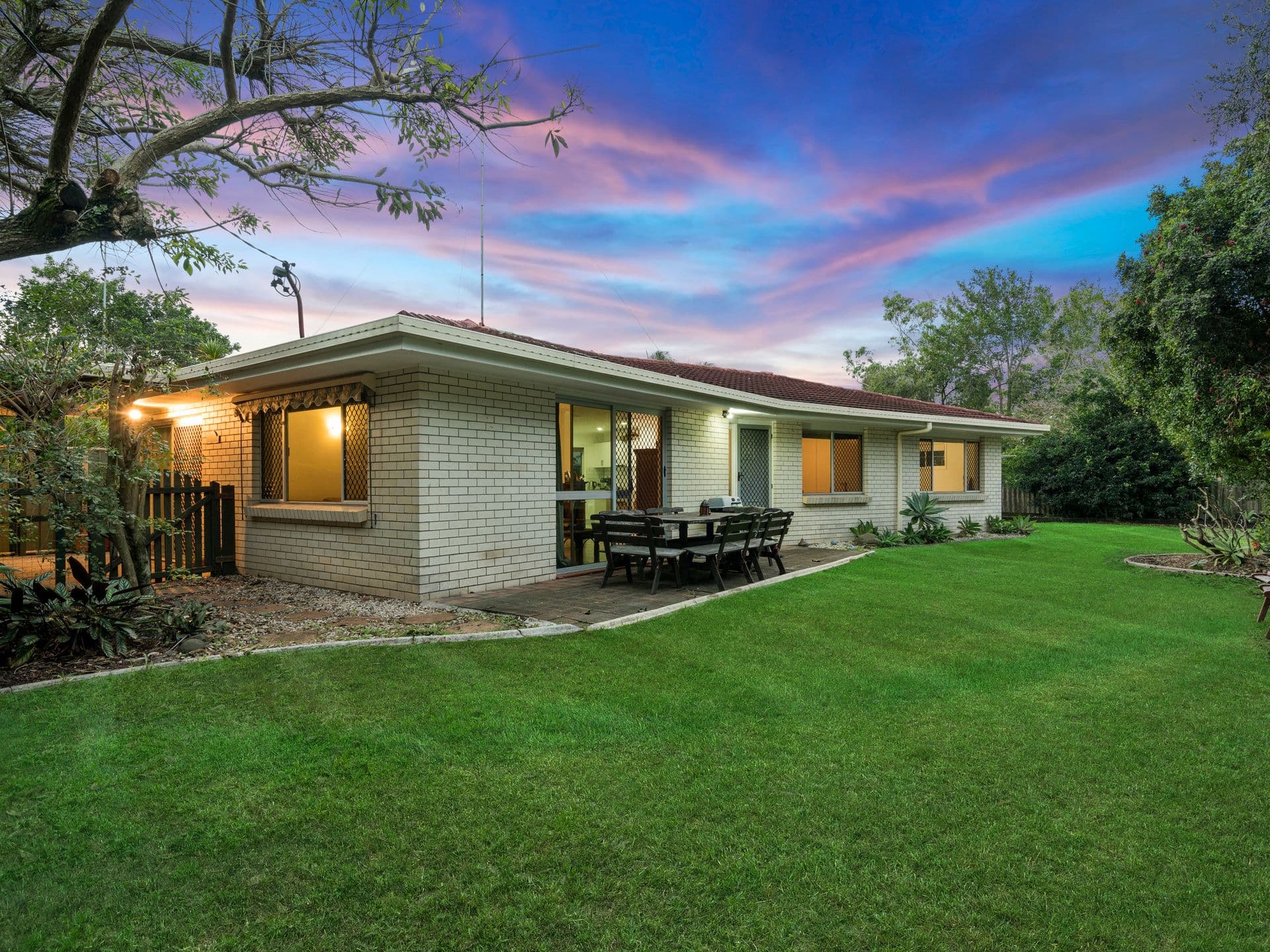 19 Cairns Avenue, Palm Beach QLD 4221, Palm Beach - Image 1