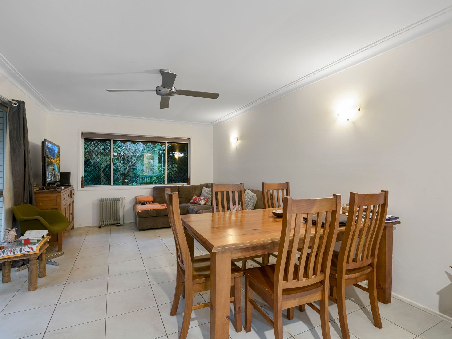 19 Cairns Avenue, Palm Beach QLD 4221, Palm Beach - Thumbnail 8
