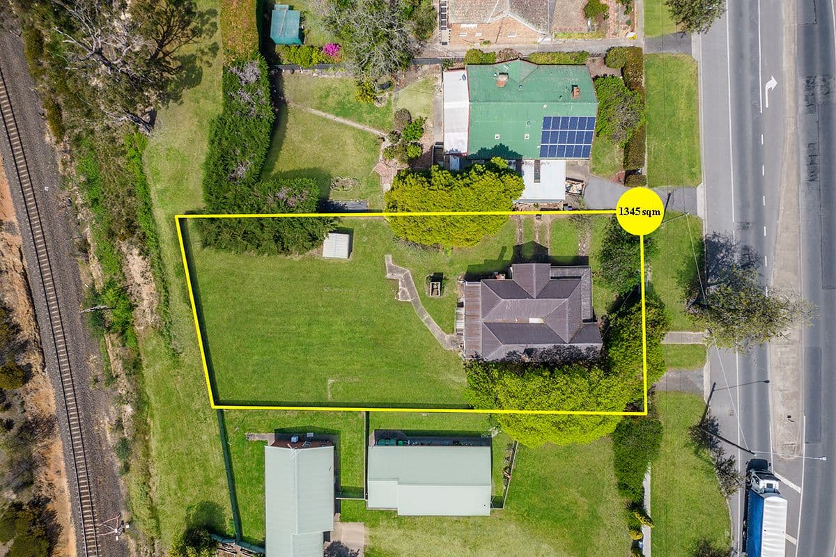10 Lambert Street, Ararat VIC 3377, Ararat - Thumbnail 2