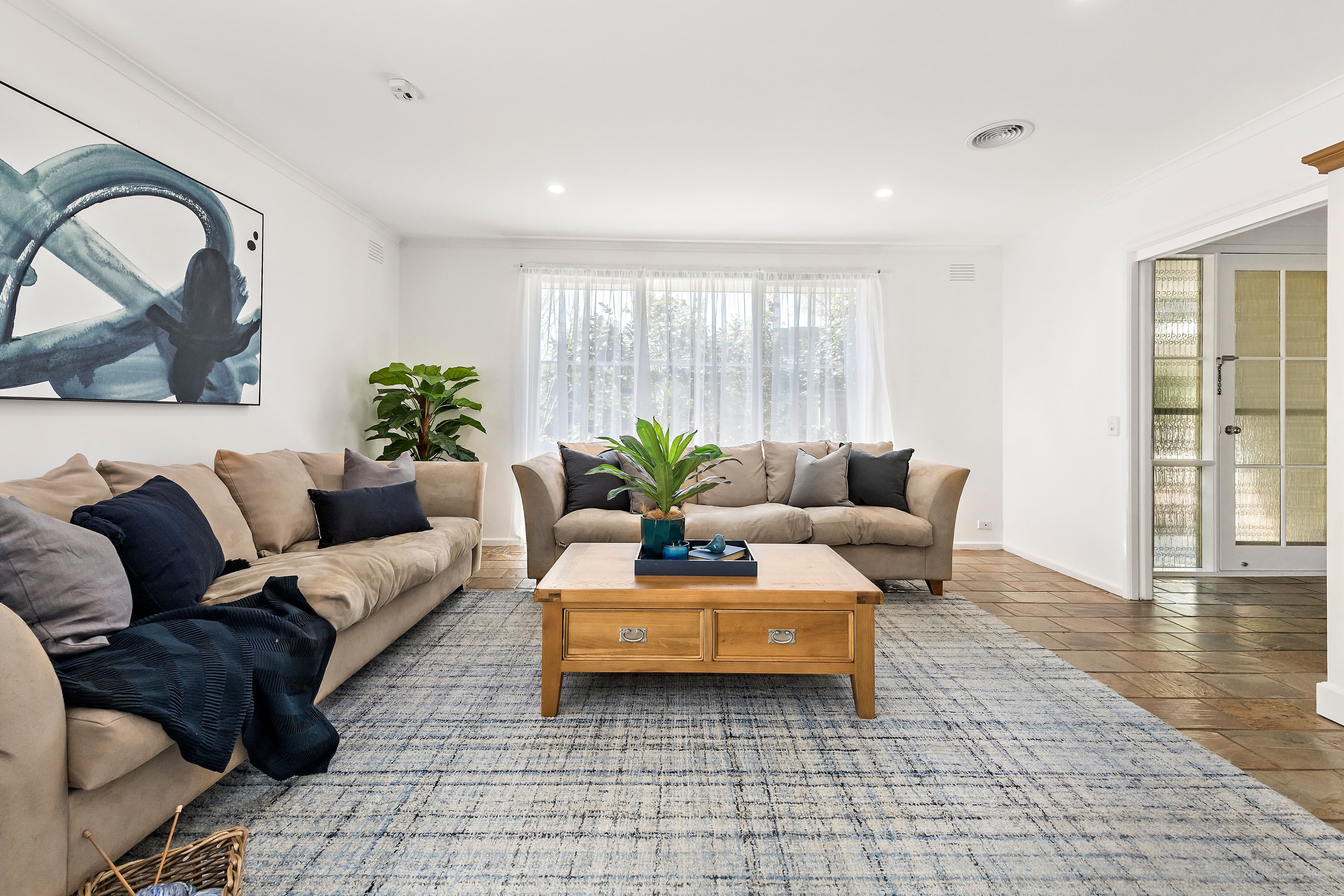 6 Amber Avenue, Frankston VIC 3199, Frankston - Thumbnail 5