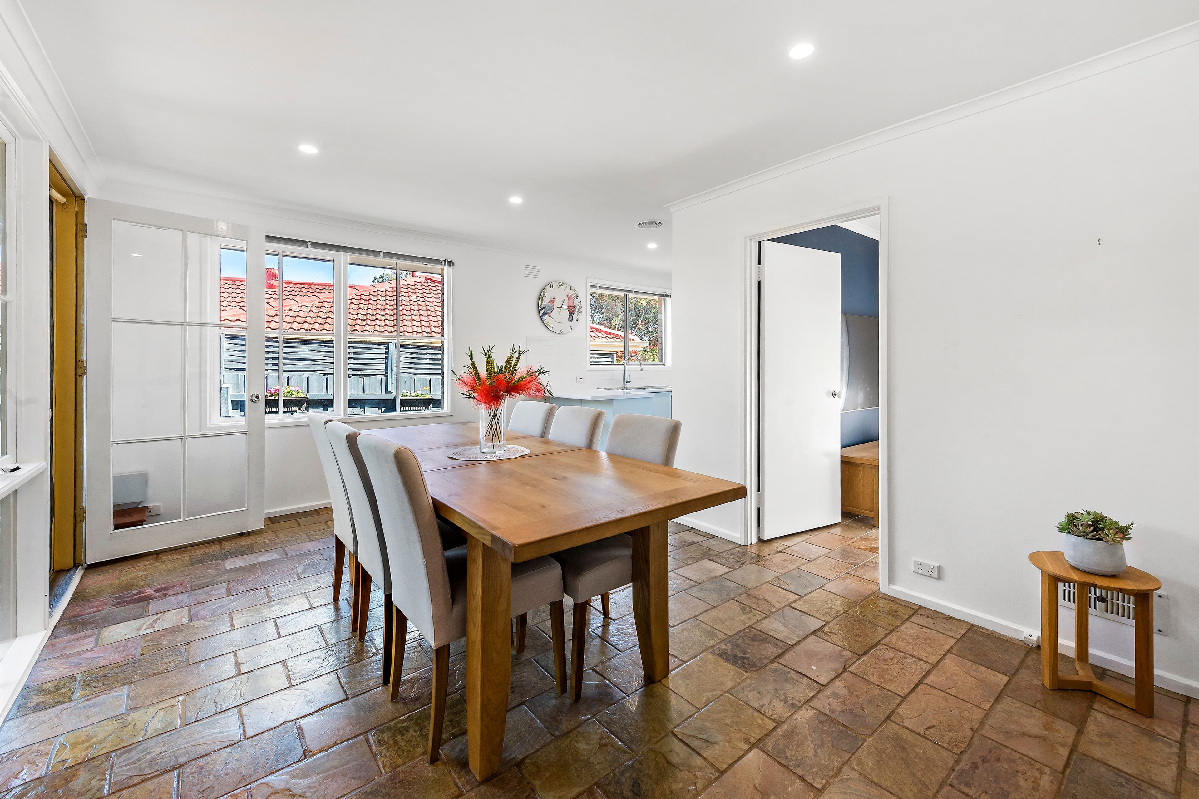 6 Amber Avenue, Frankston VIC 3199, Frankston - Thumbnail 7