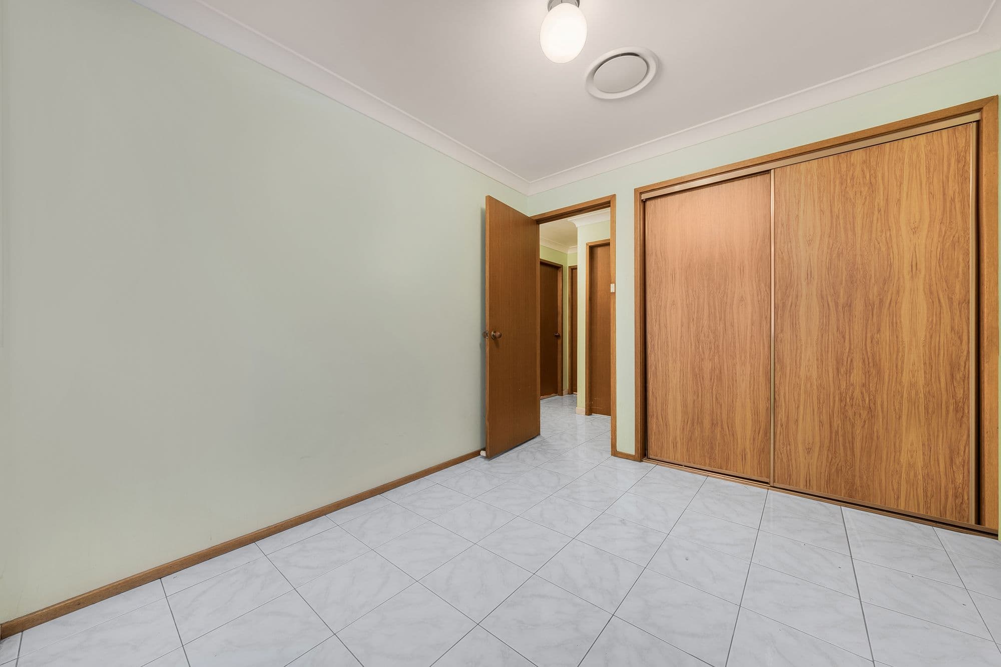 Macquarie Fields NSW 2564, Macquarie Fields - Thumbnail 7