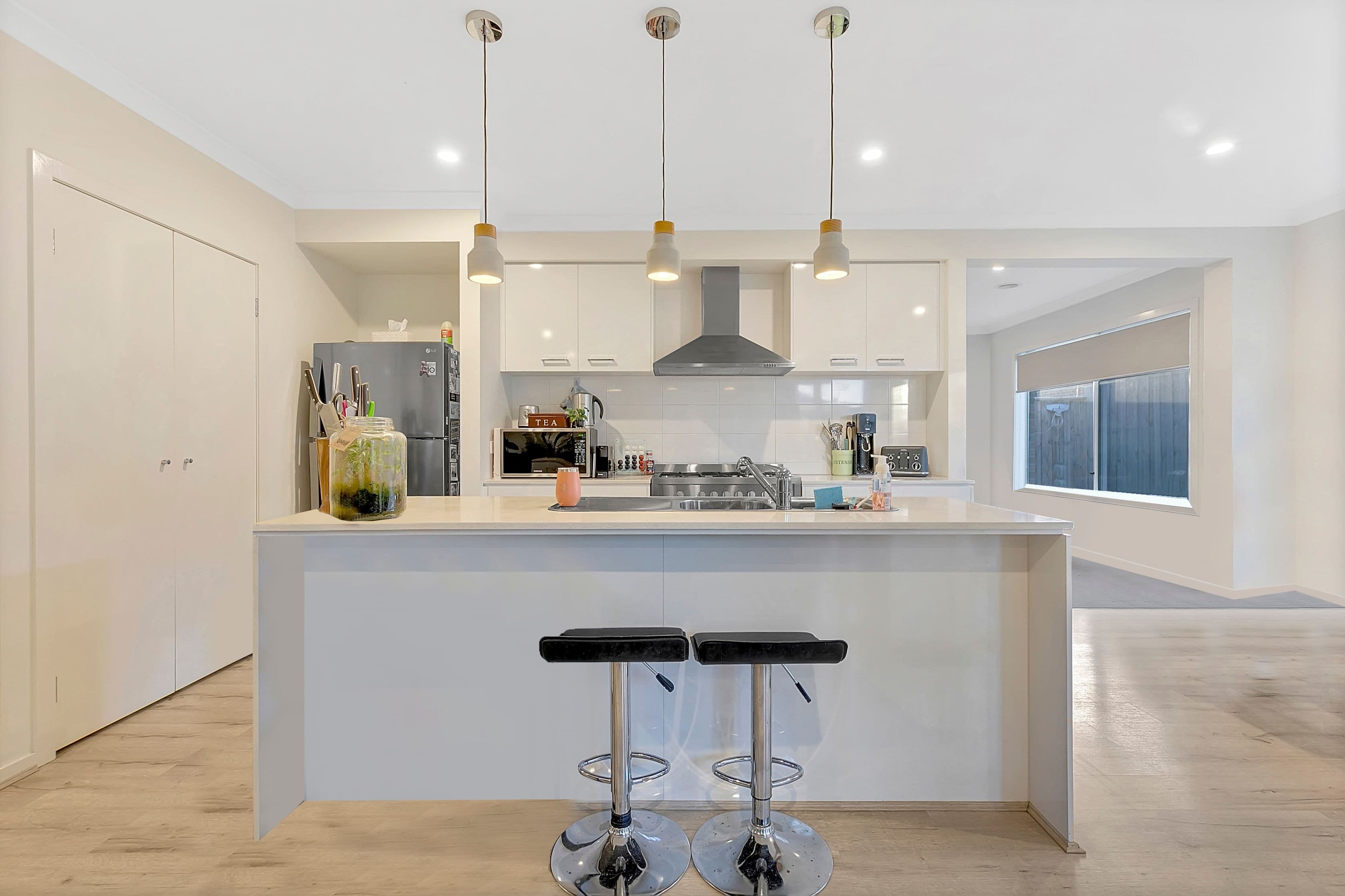 10 Namadgi Street, Wollert VIC 3750, Wollert - Thumbnail 3