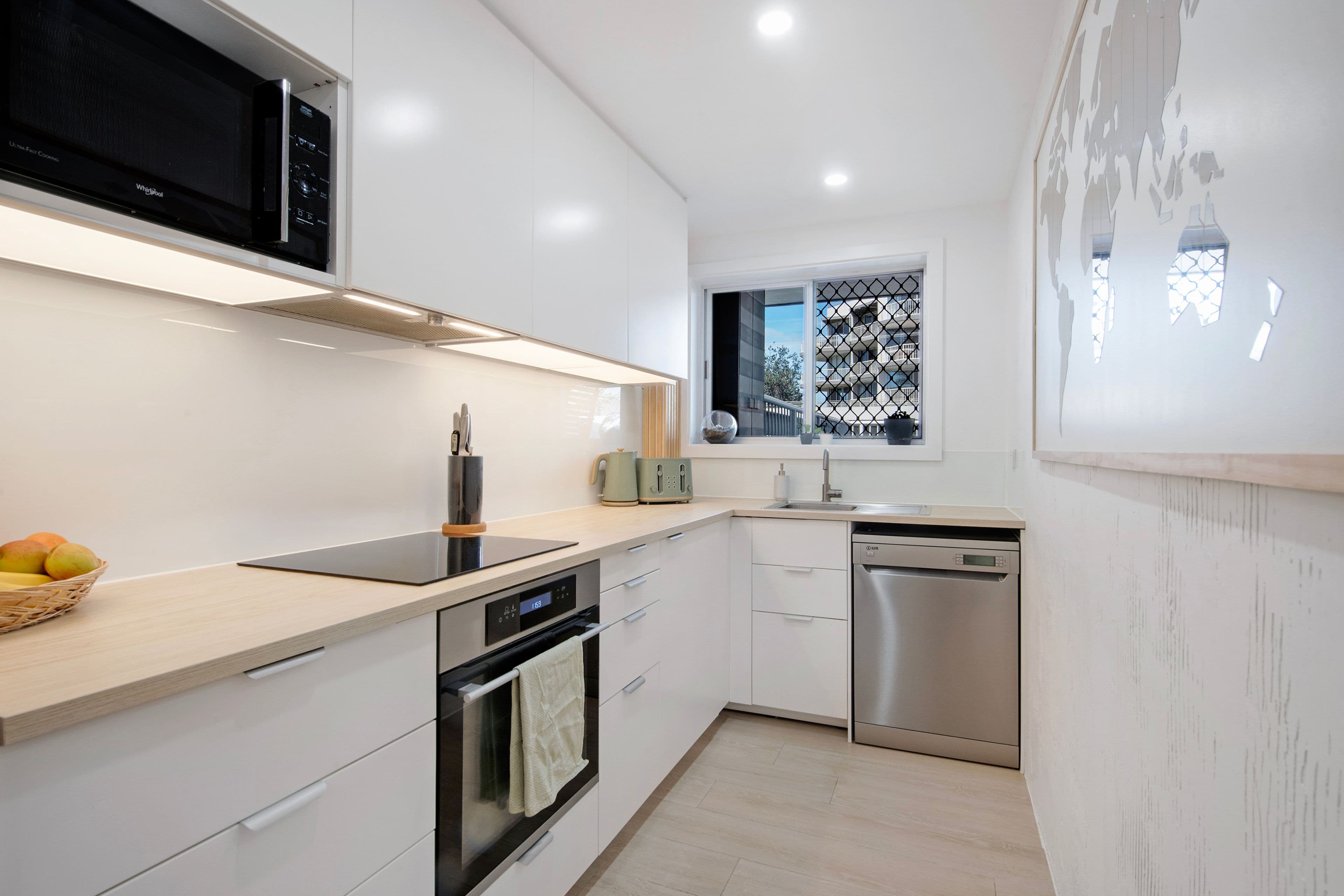 168 Hedges Avenue, Mermaid Beach QLD 4218, Mermaid Beach - Thumbnail 2